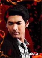 玩火玫瑰演员Arans Lapanich剧照