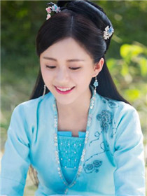 花小麦(蒋佳恩 饰)